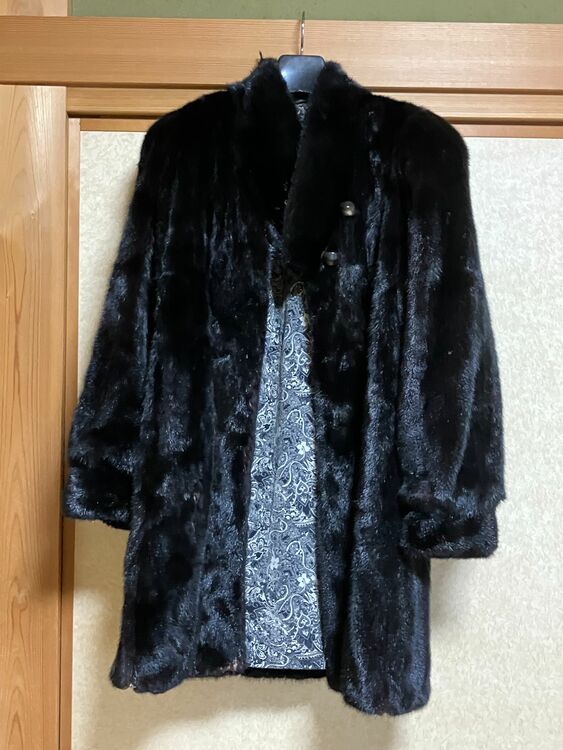 ミンクコート（古着・ファッション）の商品画像 - 査定依頼日：2025年9月27日 - 最高査定価格：15,000円