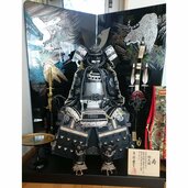 平安翠鳳作 胴丸鎧（寿）」の五月人形（鎧飾り）（美術品・骨董品）の商品画像 - 査定依頼日：2026年8月13日 - 最高査定価格：100,000円