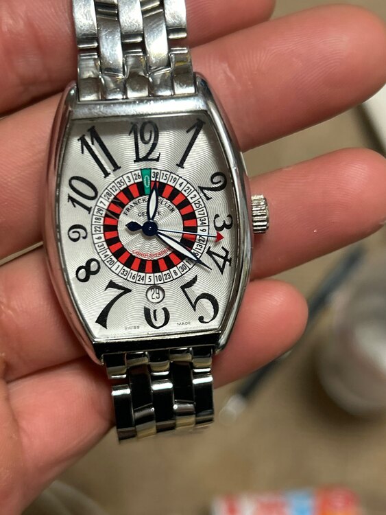 フランクミュラー トノウカーベックス （高級時計）の商品画像 - 査定依頼日：2025年5月30日 - 最高査定価格：100,000円