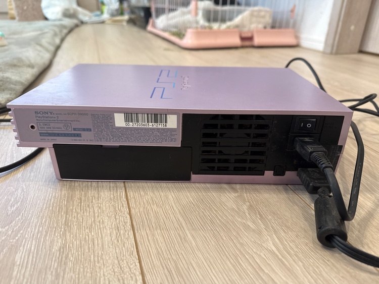 PS2 SCPH-39000 ピンク（ゲーム機本体・ゲームソフト）の商品画像 - 査定依頼日：2025年12月12日 - 最高査定価格：3,000円
