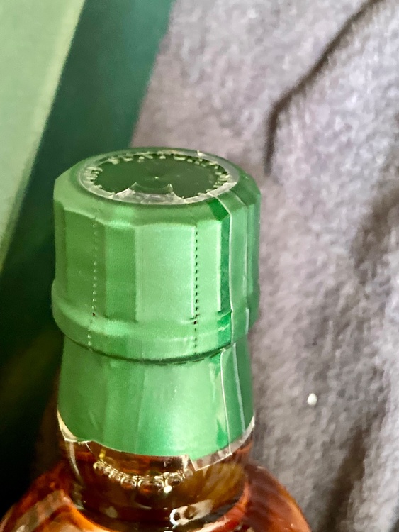 白州蒸溜所限定スパニッシュオーク180ml　２本（お酒）の商品画像 - 査定依頼日：2026年9月23日 - 最高査定価格：8,000円