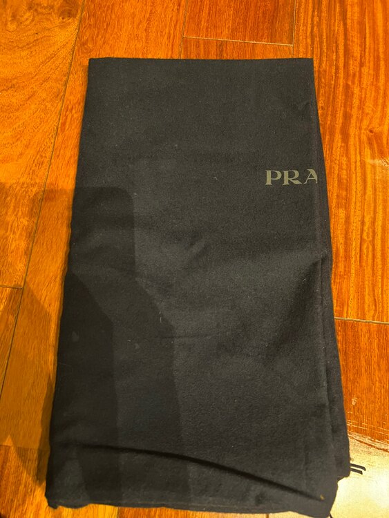 スーツケース（ブランドバッグ）の商品画像 - 査定依頼日：2025年2月24日 - 最高査定価格：10,000円