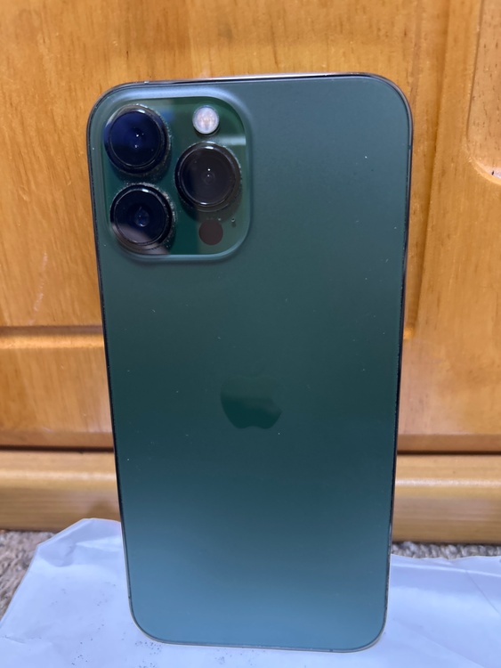 iPhone 13 Pro Max 256GB SIMフリー（スマホ）の商品画像 - 査定依頼日：2026年4月29日 - 最高査定価格：100,000円