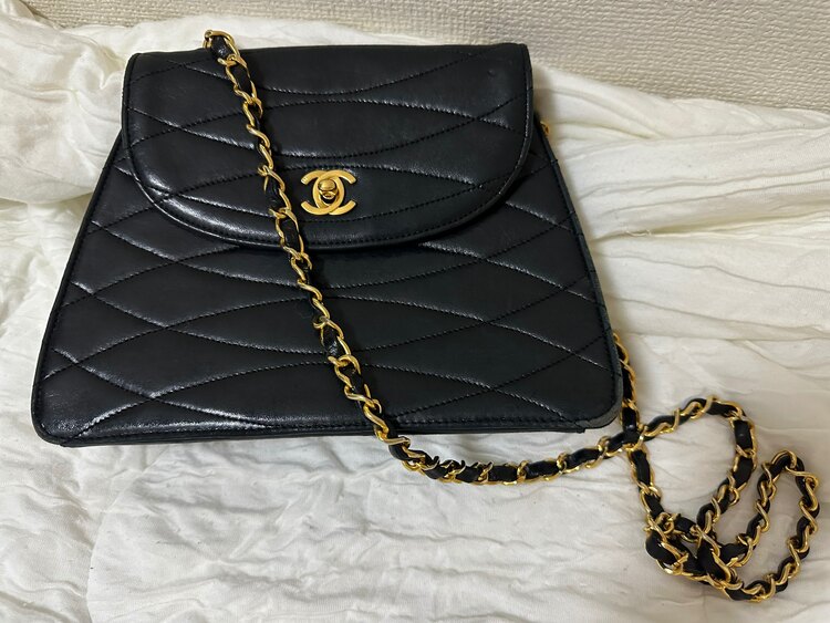 シャネル　ショルダーバッグ（ブランド財布・小物）の商品画像 - 査定依頼日：2025年5月22日 - 最高査定価格：80,000円