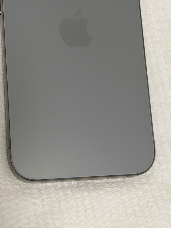 iPhone iPhone 15 Pro 256GB SIMフリー（スマホ）の商品画像 - 査定依頼日：2026年9月22日 - 最高査定価格：92,000円