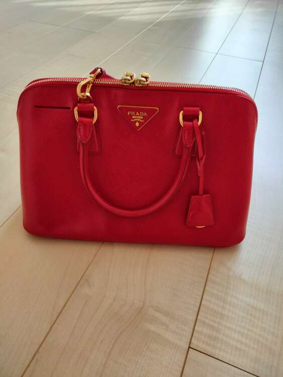 プラダ  （ブランドバッグ）の商品画像 - 査定依頼日：2025年3月27日 - 最高査定価格：90,000円