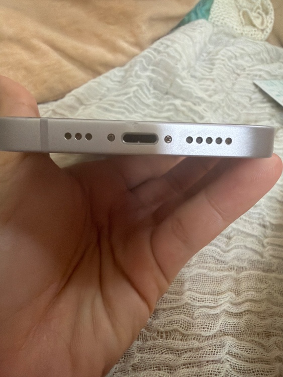 iPhone iPhone 14 128GB docomo（スマホ）の商品画像 - 査定依頼日：2026年7月6日 - 最高査定価格：50,000円