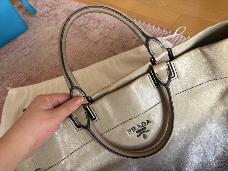 プラダ  （ブランドバッグ）の商品画像 - 査定依頼日：2025年12月23日 - 最高査定価格：40,000円
