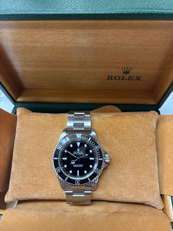 ロレックス サブマリーナー 11406（高級時計）の商品画像 - 査定依頼日：2026年4月8日 - 最高査定価格：1,700,000円