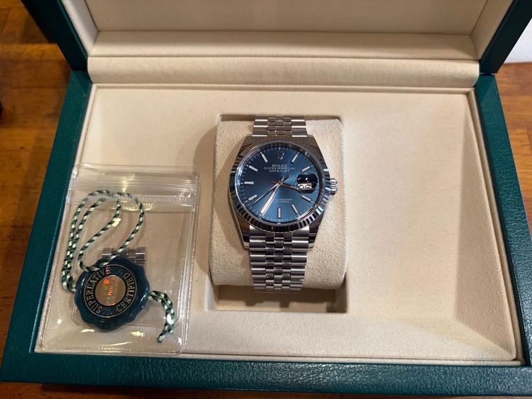 ロレックス パーペチュアルデイト 12623（高級時計）の商品画像 - 査定依頼日：2025年11月5日 - 最高査定価格：1,800,000円