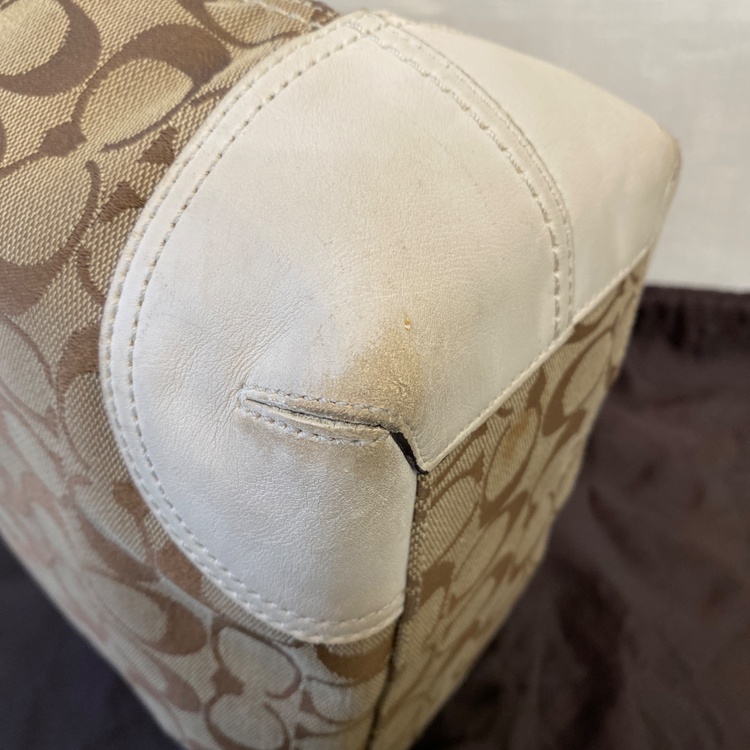 その他 コーチ （ブランドバッグ）の商品画像 - 査定依頼日：2026年3月8日 - 最高査定価格：1,500円