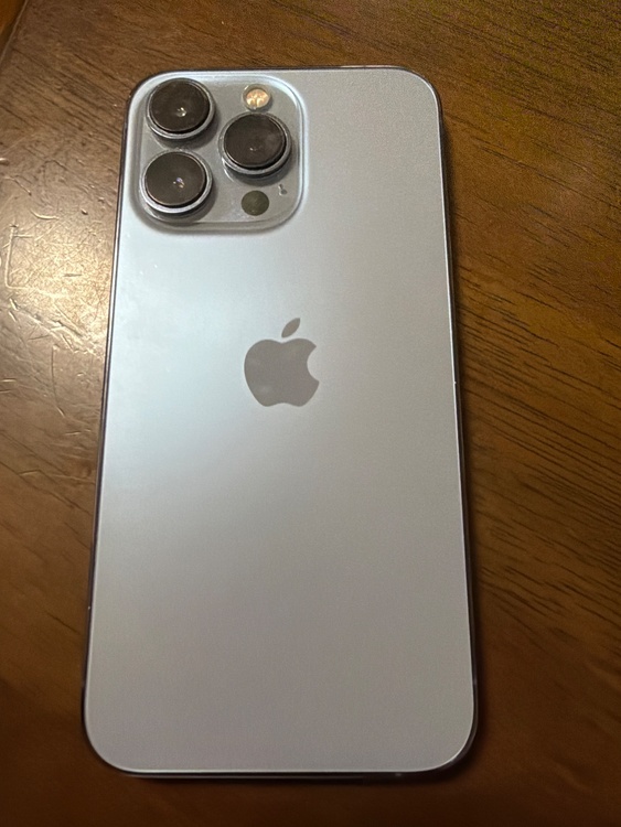 iPhone iPhone 13 Pro 256GB SIMフリー（スマホ）の商品画像 - 査定依頼日：2026年7月8日 - 最高査定価格：43,000円