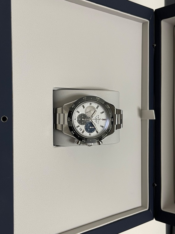 ゼニス エルプリメロ 03.3100.3600/69.M3100（高級時計）の商品画像 - 査定依頼日：2025年8月22日 - 最高査定価格：980,000円