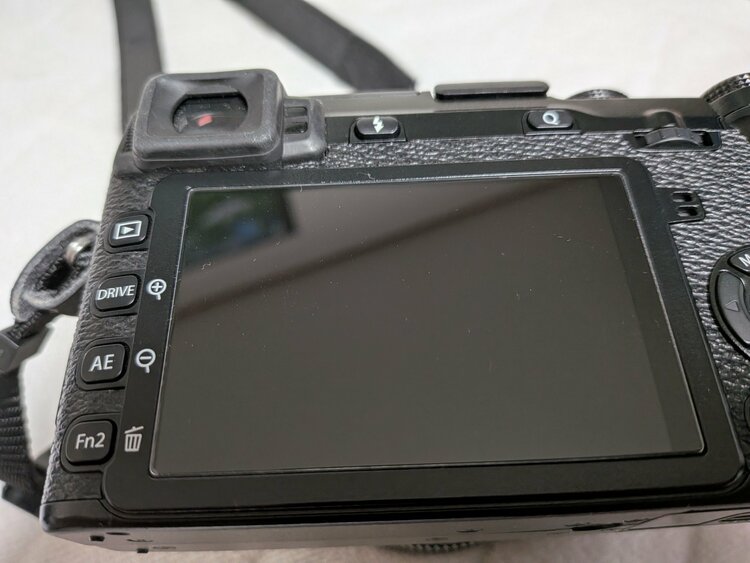 X-E2（カメラ）の商品画像 - 査定依頼日：2026年8月31日 - 最高査定価格：32,100円