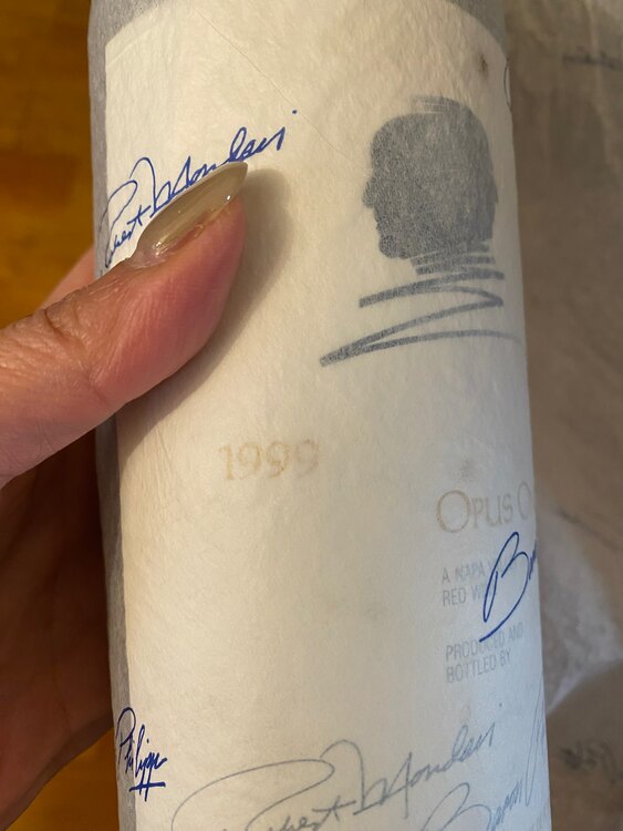 ワイン オーパスワン （お酒）の商品画像 - 査定依頼日：2025年2月1日 - 最高査定価格：126,000円