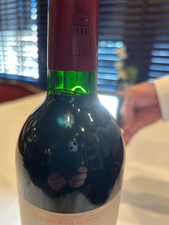 ワイン シャトーラトゥール（お酒）の商品画像 - 査定依頼日：2026年8月26日 - 最高査定価格：61,000円