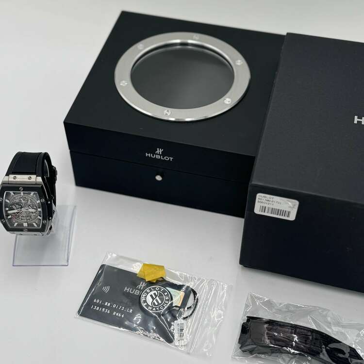 ウブロ ビックバン （高級時計）の商品画像 - 査定依頼日：2025年3月20日 - 最高査定価格：1,400,000円