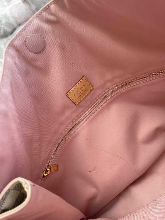 ルイヴィトン ダミエ （ブランドバッグ）の商品画像 - 査定依頼日：2025年12月13日 - 最高査定価格：180,000円