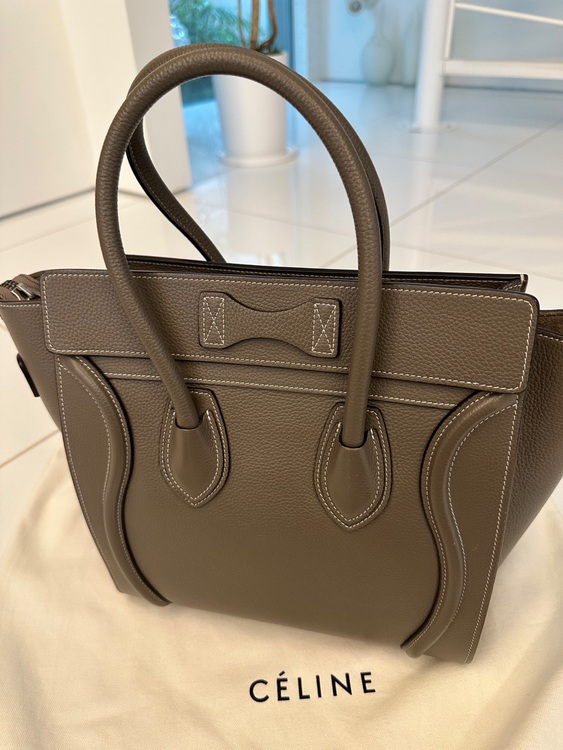 ラゲージマイクロスリ（ブランドバッグ）の商品画像 - 査定依頼日：2025年6月10日 - 最高査定価格：110,000円