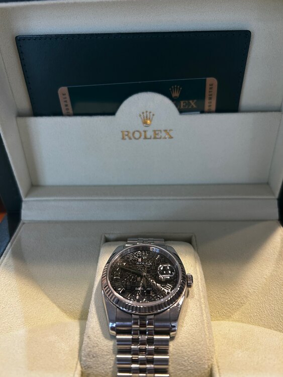 ロレックス デイトジャスト 11623（高級時計）の商品画像 - 査定依頼日：2025年3月15日 - 最高査定価格：1,300,000円