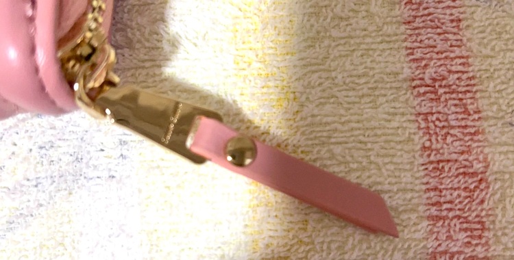 ミュウミュウ　 マテラッセレザー コインケース（ブランド財布・小物）の商品画像 - 査定依頼日：2025年11月19日 - 最高査定価格：20,000円