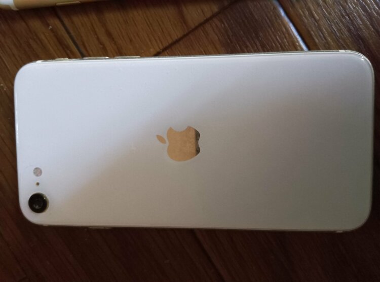 スマホ2台（スマホ）の商品画像 - 査定依頼日：2026年4月20日 - 最高査定価格：15,000円