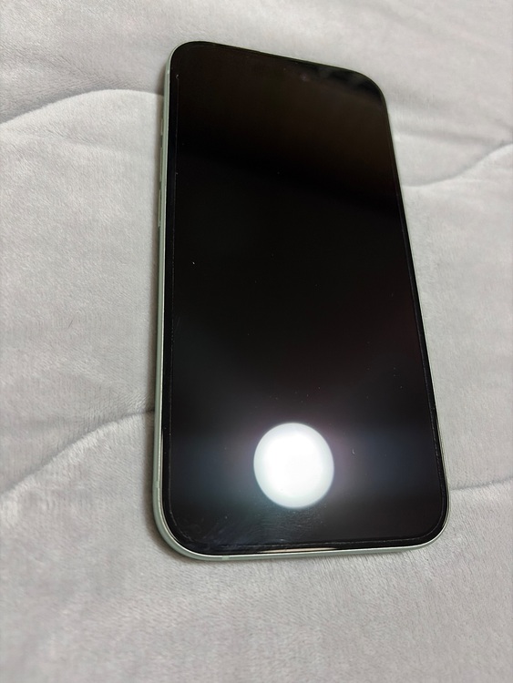 iPhone 15 256GB Softbank（スマホ）の商品画像 - 査定依頼日：2025年11月4日 - 最高査定価格：86,000円