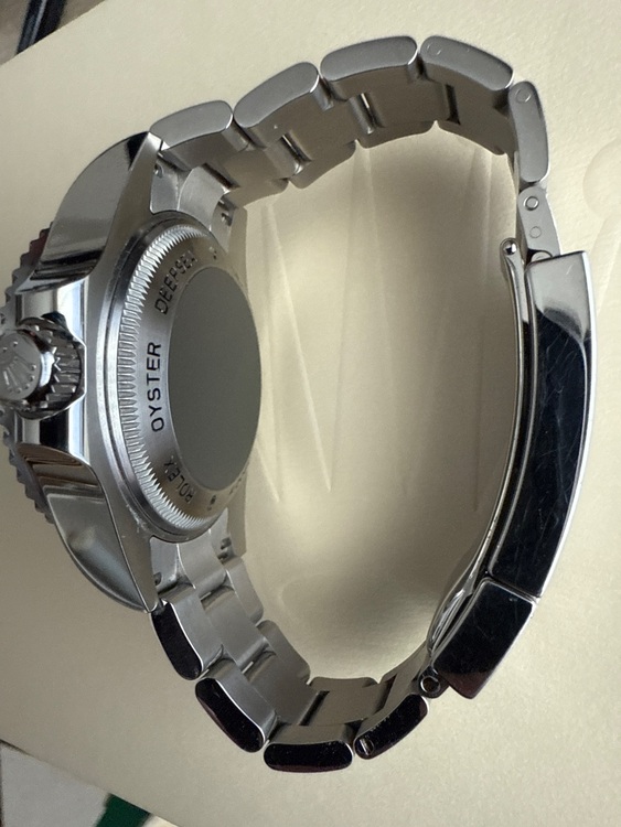 ロレックス シードゥエラー 11666（高級時計）の商品画像 - 査定依頼日：2025年7月1日 - 最高査定価格：1,700,000円