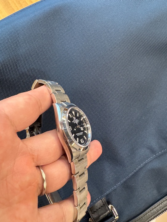 ロレックス エクスプローラー 12427（高級時計）の商品画像 - 査定依頼日：2025年11月6日 - 最高査定価格：1,380,000円