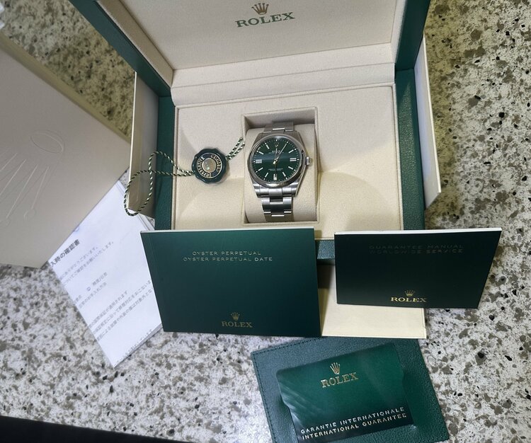 オイスターパーペチュアル（高級時計）の商品画像 - 査定依頼日：2026年1月17日 - 最高査定価格：1,385,000円