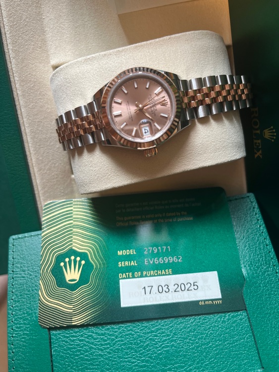 デイトジャスト（高級時計）の商品画像 - 査定依頼日：2025年10月7日 - 最高査定価格：2,000,000円
