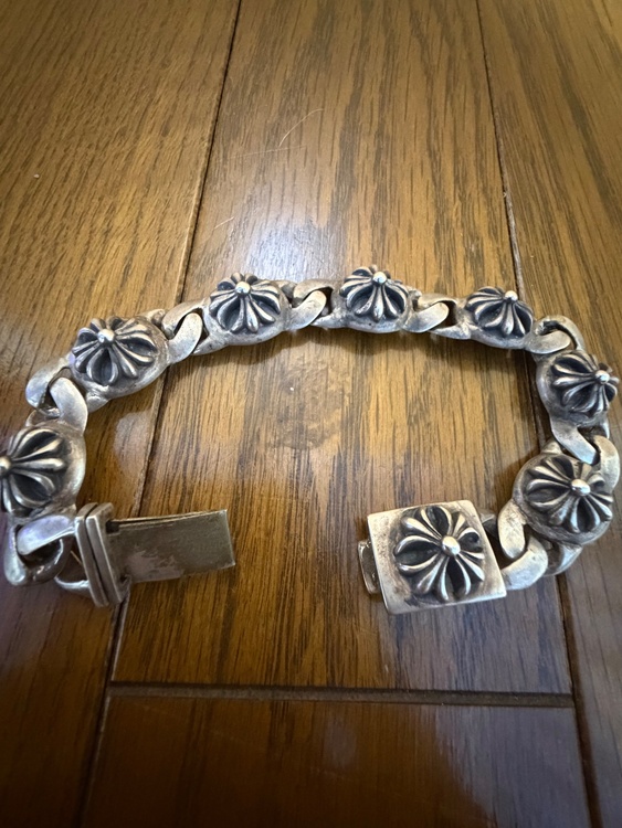 Chrome Heart クロムハーツ クロスボール ブレスレット 7リンク（古着・ファッション）の商品画像 - 査定依頼日：2026年8月10日 - 最高査定価格：20,000円