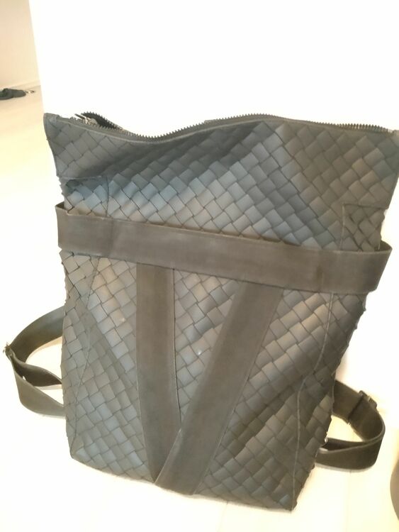 リュック（ブランドバッグ）の商品画像 - 査定依頼日：2025年10月8日 - 最高査定価格：100,000円