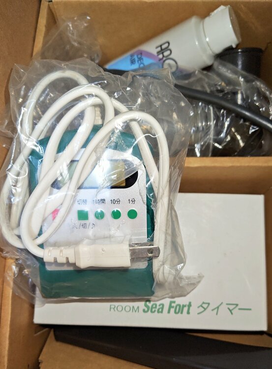 シスコム社　水吸着クリーナー　ROOM SEA FORT（家電）の商品画像 - 査定依頼日：2026年1月30日 - 最高査定価格：7,000円