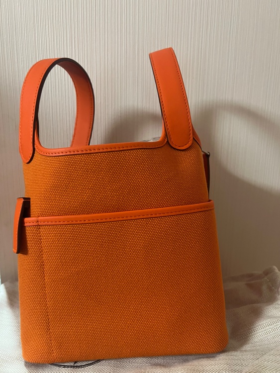 エルメス ピコタン （ブランドバッグ）の商品画像 - 査定依頼日：2025年8月12日 - 最高査定価格：390,000円