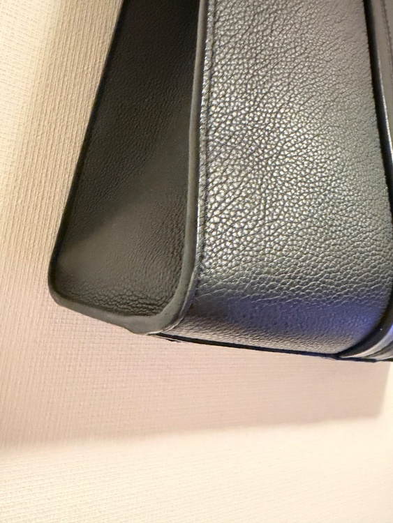 テイクオフ　トート（ブランドバッグ）の商品画像 - 査定依頼日：2025年12月11日 - 最高査定価格：230,000円