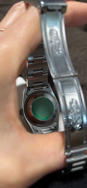 ロレックス パーペチュアル （高級時計）の商品画像 - 査定依頼日：2026年2月6日 - 最高査定価格：600,000円