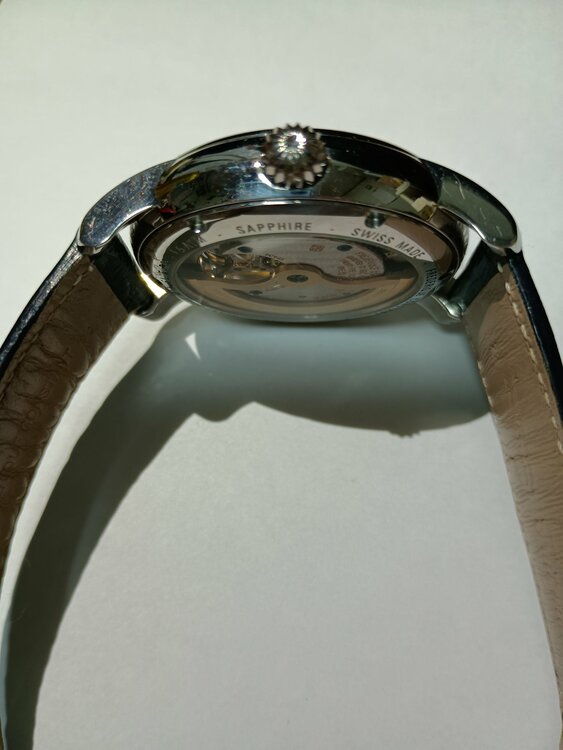 その他 その他 フレデリックコンスタント　FC-9454H4/5/（高級時計）の商品画像 - 査定依頼日：2026年2月28日 - 最高査定価格：100,000円