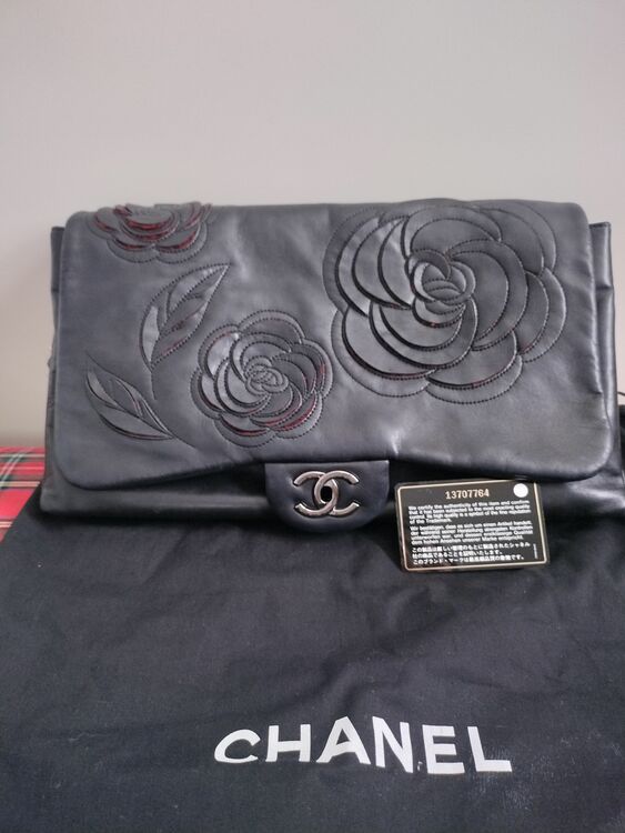 13707764（ブランドバッグ）の商品画像 - 査定依頼日：2025年7月28日 - 最高査定価格：190,000円