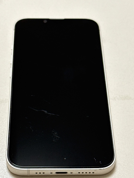 iPhone iPhone 13 128GB SIMフリー（スマホ）の商品画像 - 査定依頼日：2026年9月28日 - 最高査定価格：35,500円