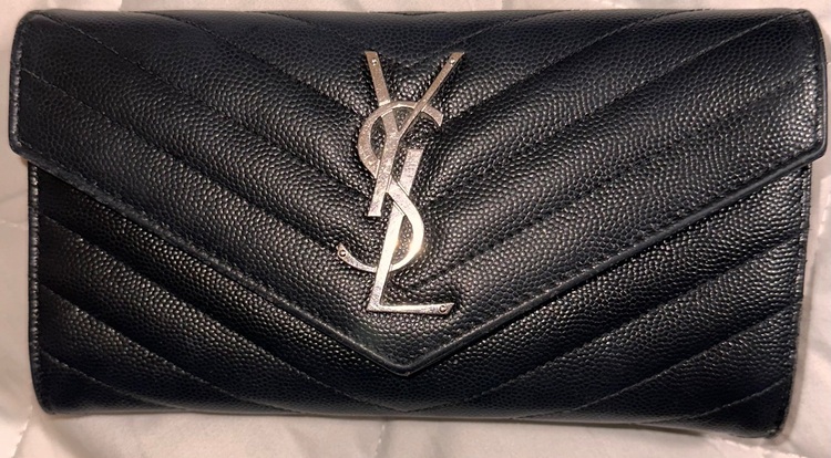 イブサンローラン  （ブランドバッグ）の商品画像 - 査定依頼日：2025年11月24日 - 最高査定価格：45,000円