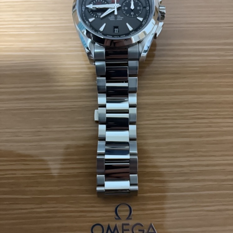 オメガ シーマスターアクアテラ コーアクシャル GMTクロノグラフ231.10.（高級時計）の商品画像 - 査定依頼日：2025年10月10日 - 最高査定価格：570,000円
