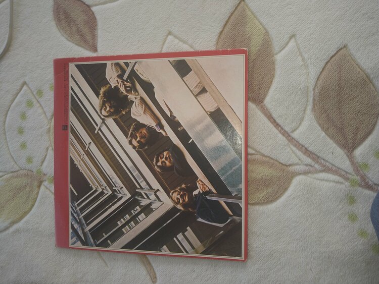 THE BEATLES 1962/1966（レコード）の商品画像 - 査定依頼日：2026年3月1日 - 最高査定価格：500円