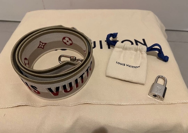 アルマ（ブランドバッグ）の商品画像 - 査定依頼日：2026年1月15日 - 最高査定価格：200,000円