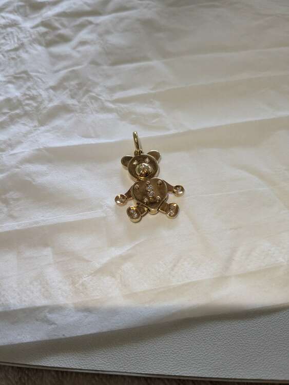 ポメラートくまペンダントトップ１８金（金・貴金属）の商品画像 - 査定依頼日：2025年5月15日 - 最高査定価格：200,000円