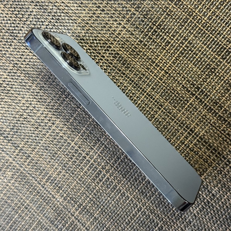 iPhone 13 Pro 256GB SIMフリー（スマホ）の商品画像 - 査定依頼日：2026年5月7日 - 最高査定価格：31,000円
