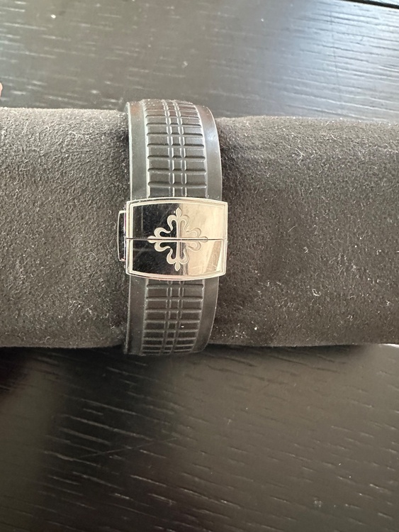 パテックフィリップ アクアノート （高級時計）の商品画像 - 査定依頼日：2026年1月13日 - 最高査定価格：8,800,000円