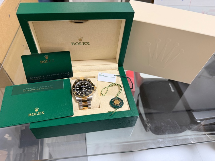 ロレックス サブマリーナー 126613l（高級時計）の商品画像 - 査定依頼日：2026年3月23日 - 最高査定価格：2,750,000円