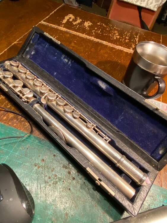 総銀製フルート（金・貴金属）の商品画像 - 査定依頼日：2026年1月28日 - 最高査定価格：80,000円