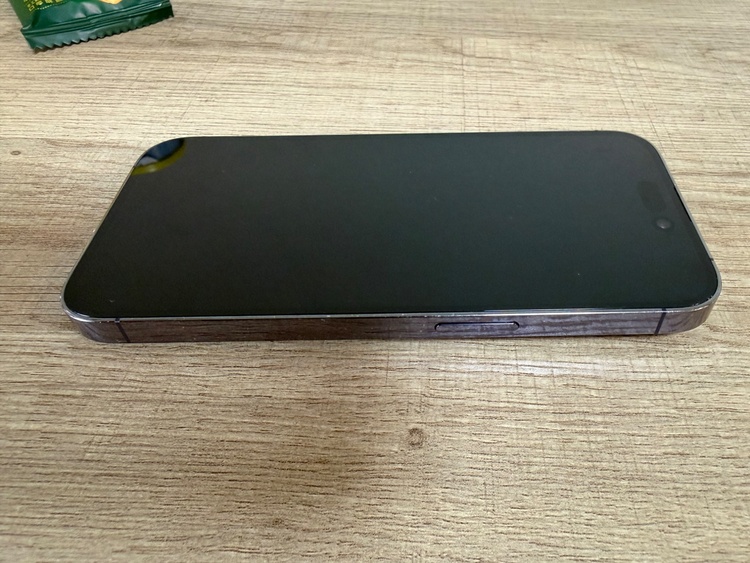 iPhone14ro（スマホ）の商品画像 - 査定依頼日：2026年9月21日 - 最高査定価格：56,000円